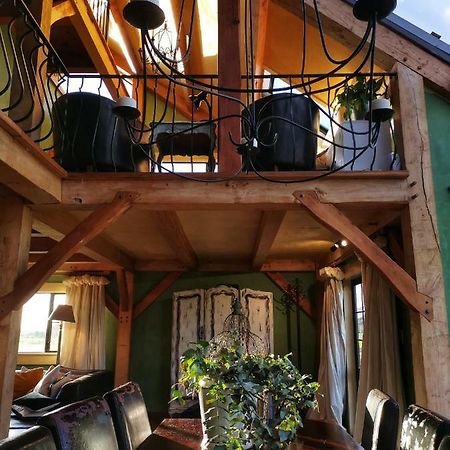 Housewithnonails Bed and Breakfast Matamata Exteriör bild