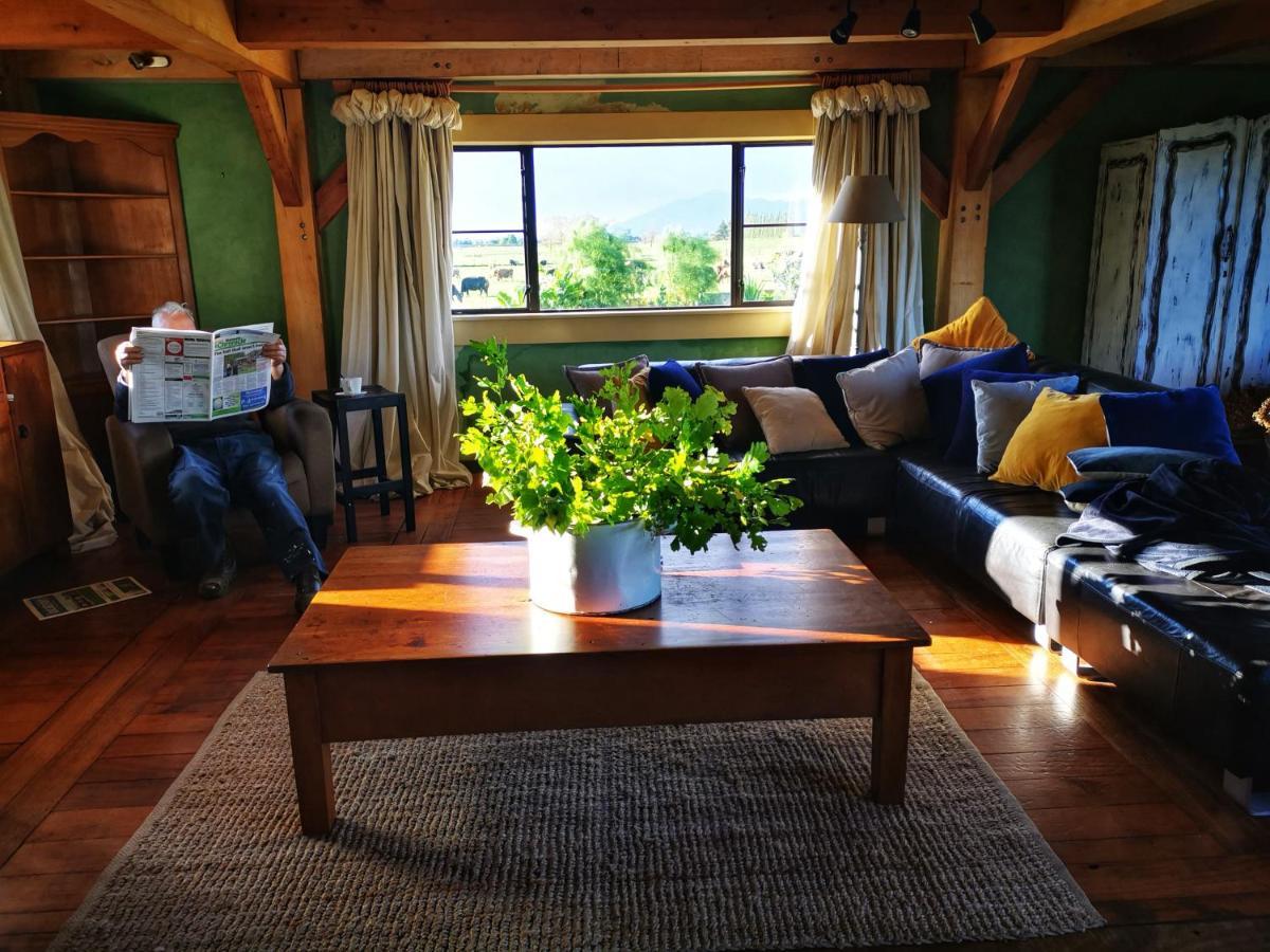 Housewithnonails Bed and Breakfast Matamata Exteriör bild